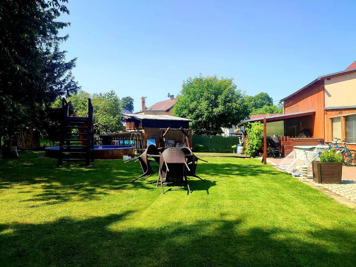 Ubytování U Rybníčka Arnoltice u Decina Exterior foto